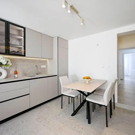 Dolce Apartment